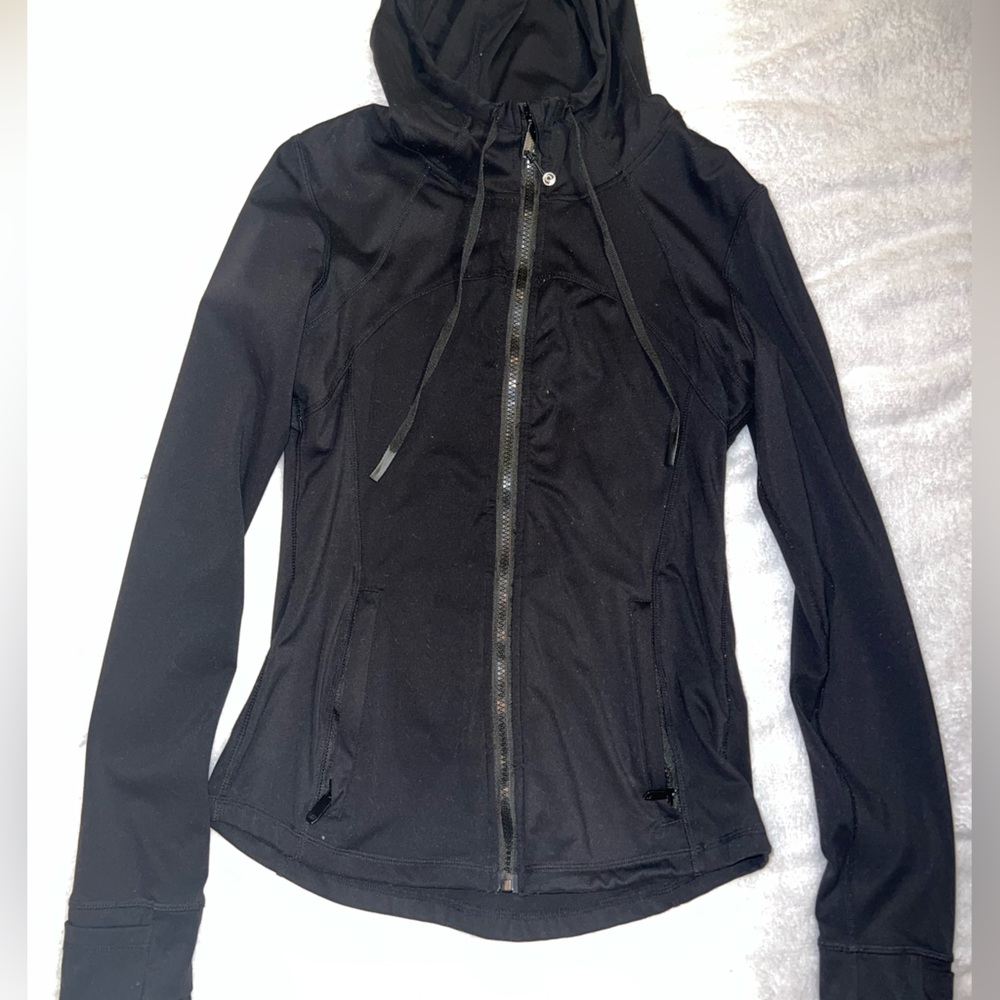 Lululemon hooded define jacket.